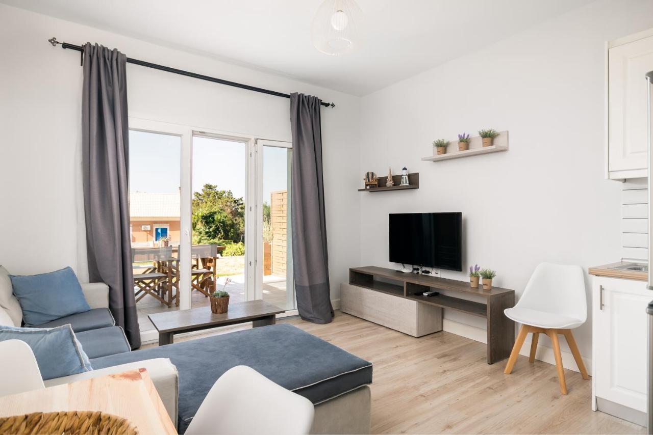 Reiki Apartments Ereikoussa エクステリア 写真