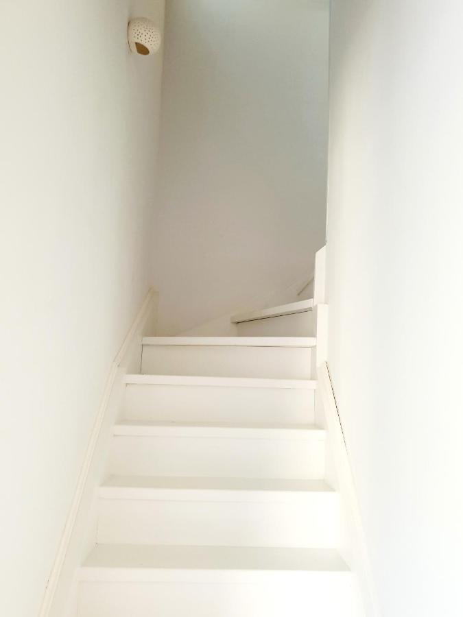Reiki Apartments Ereikoussa エクステリア 写真