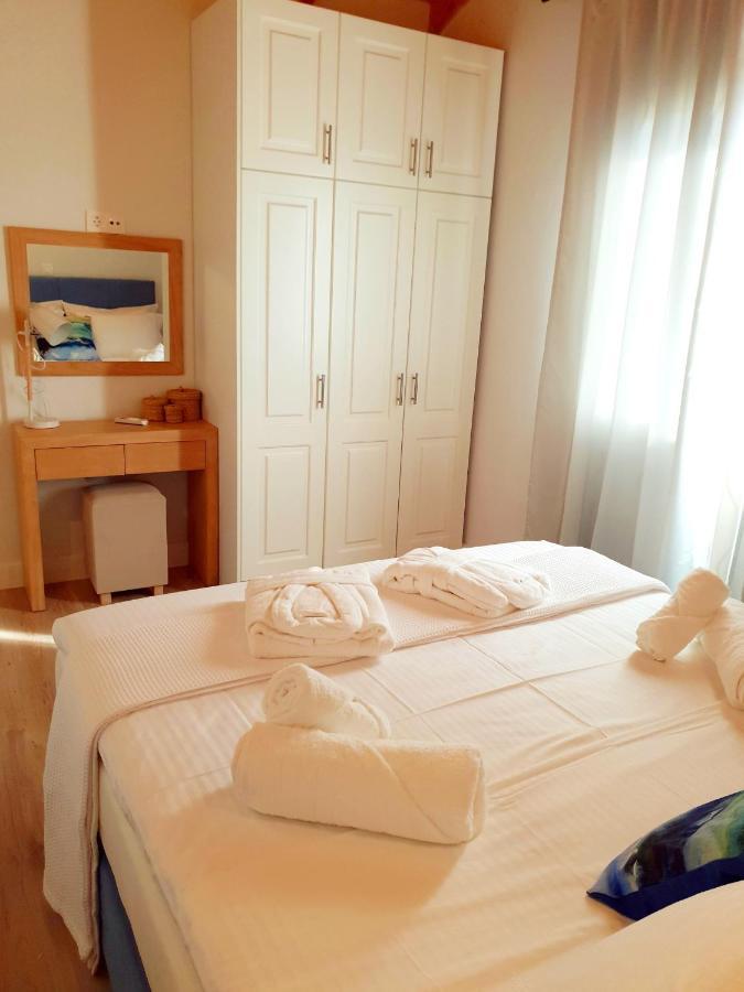 Reiki Apartments Ereikoussa エクステリア 写真
